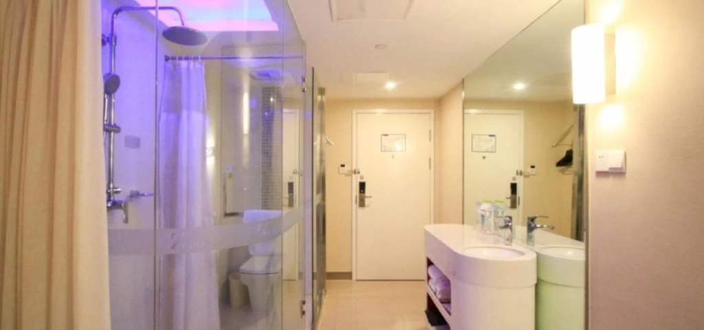 Home Inn (Jinhua Municipal Government Bayi South Street Subway Station)