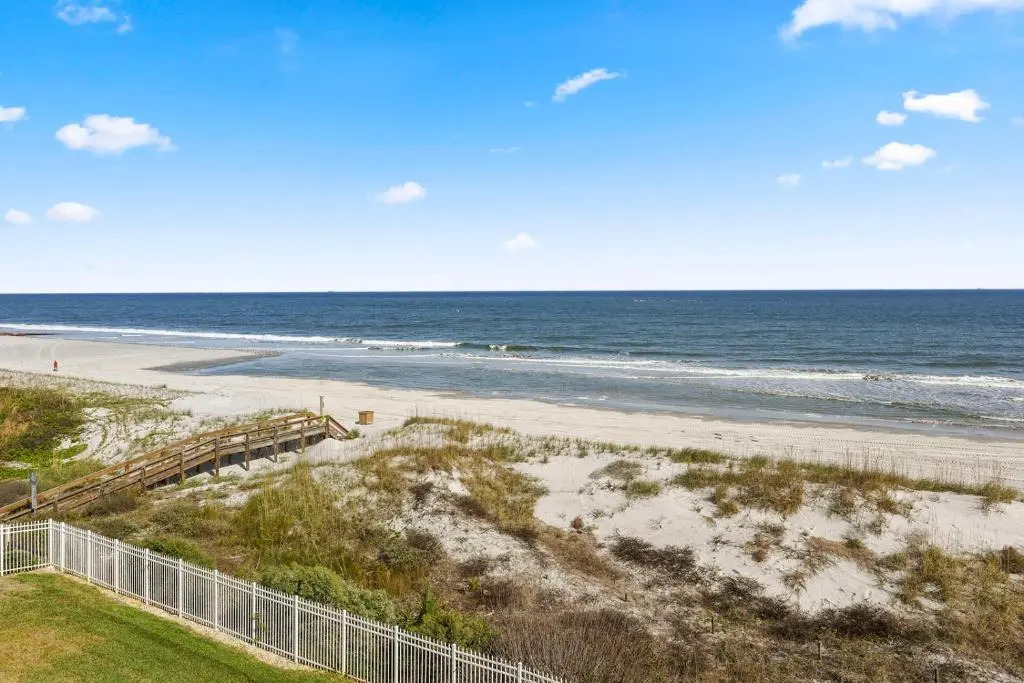 Jacksonville Beachdrifter 403, 2 Bedrooms, BeachFront, Pool, Sleeps 4