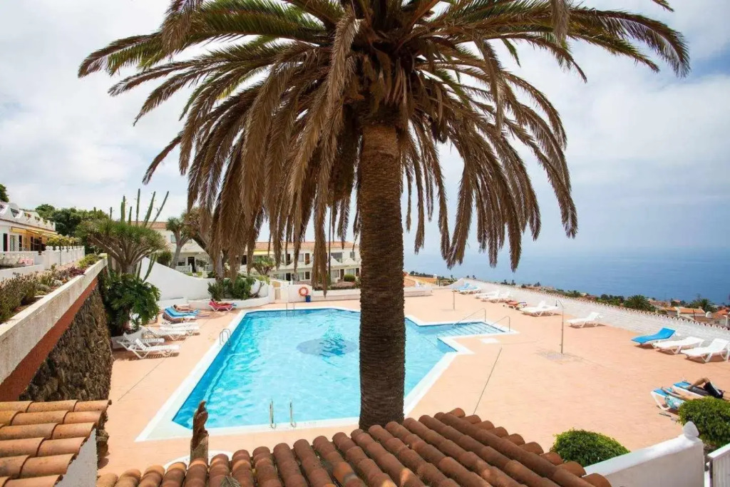 Acogedora Vivienda vacacional en Tenerife con vistas piscina y WIFI