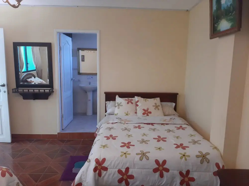 Hotel Charvic