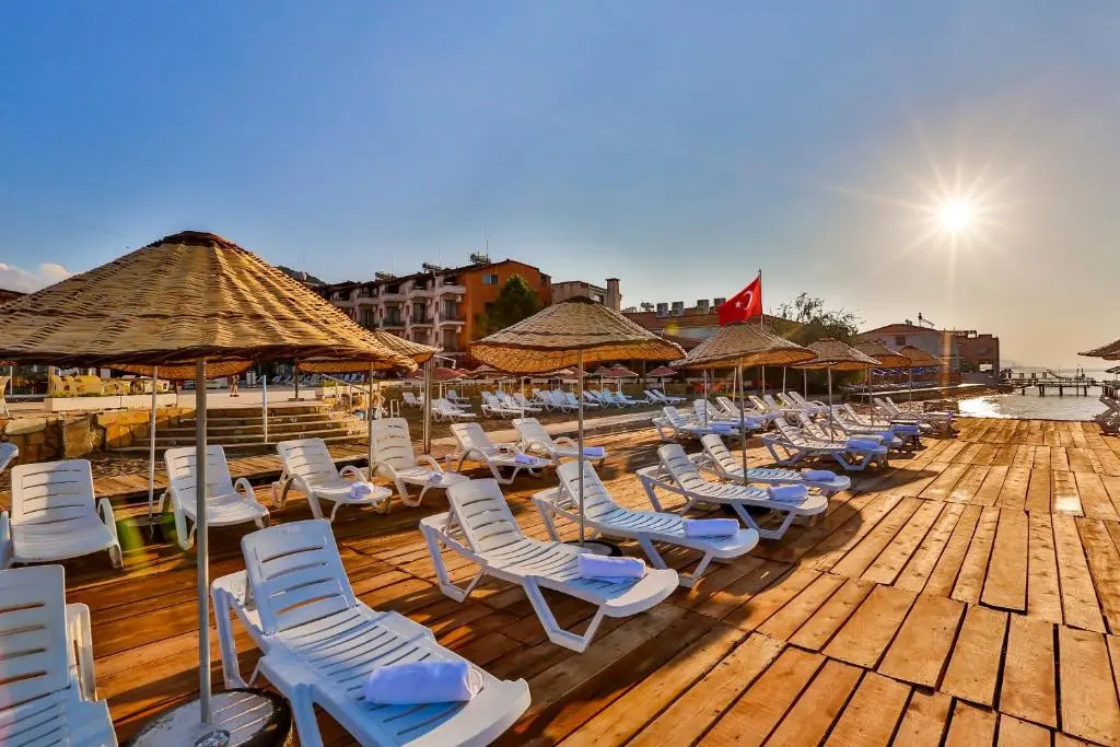 Club Hotel Gultur