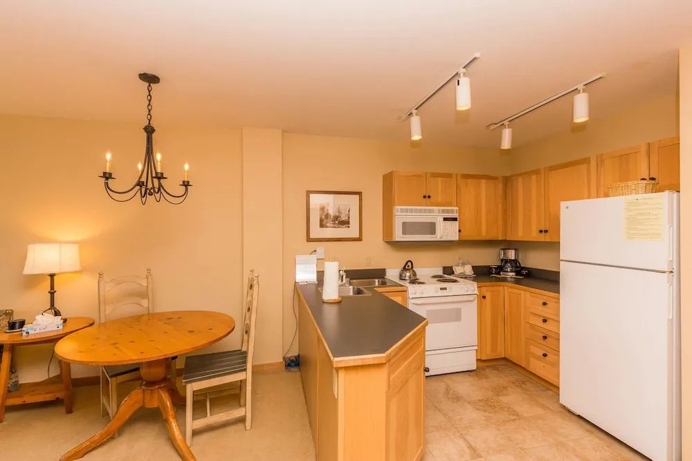 Buffalo Lodge #8396 - 1 Br Condo