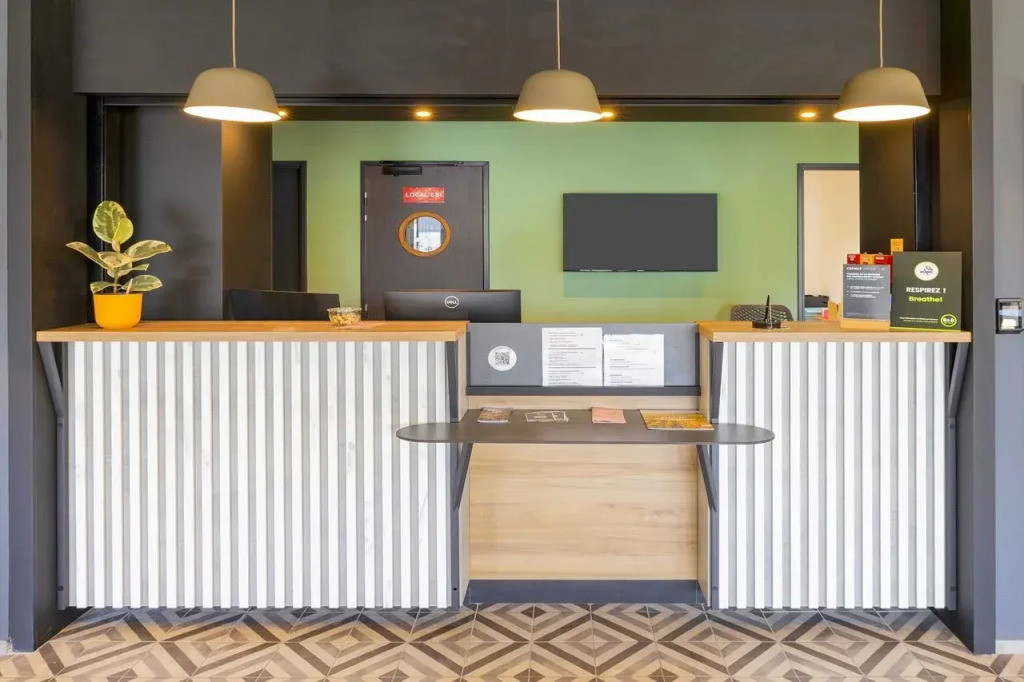 B&B HOTEL Carcassonne Rocadest La Cité