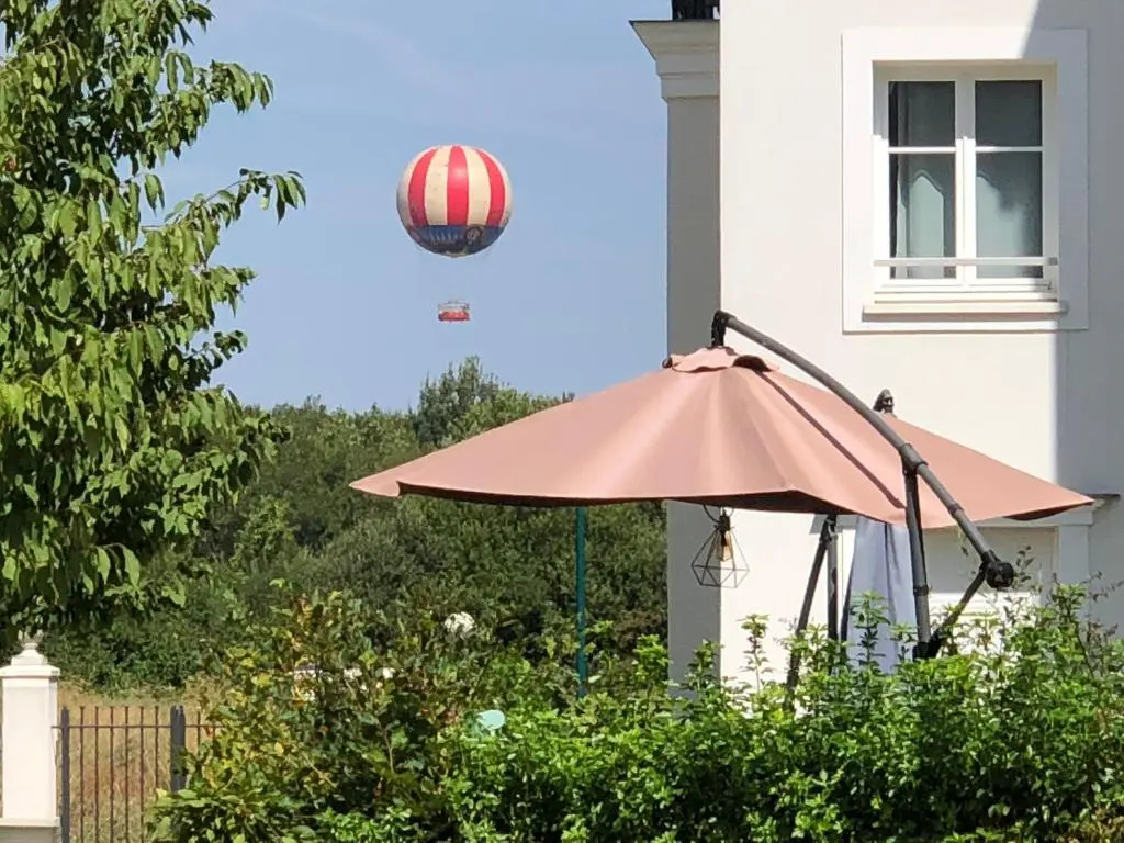 DISNEYLAND PARKS 1,4 Km - Family Suite Apartment - 6 persons maximum