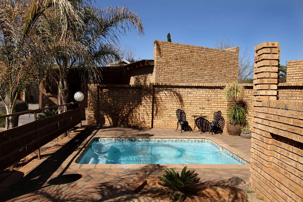 Kuruman Inn