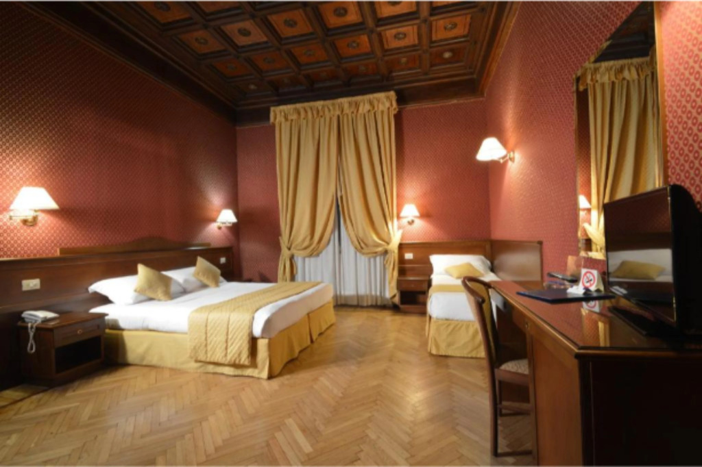 Отель Montecarlo