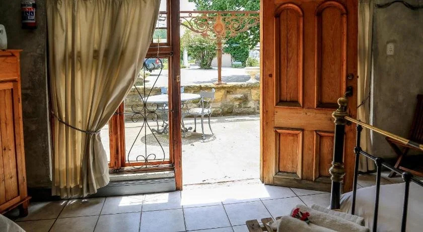 The Green Acorn Guest House