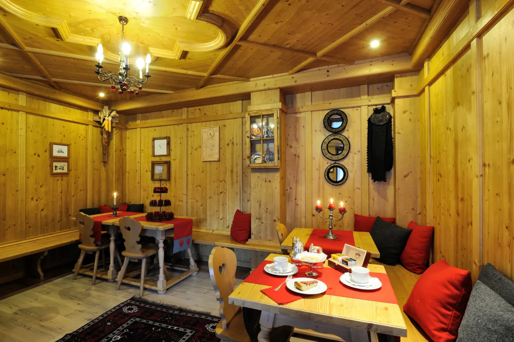 Hotel Montana