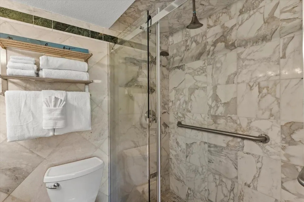 Pacific Shores A314 2 Bedroom Condo