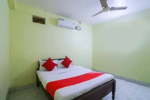 Shanti Bhavan by OYO Rooms