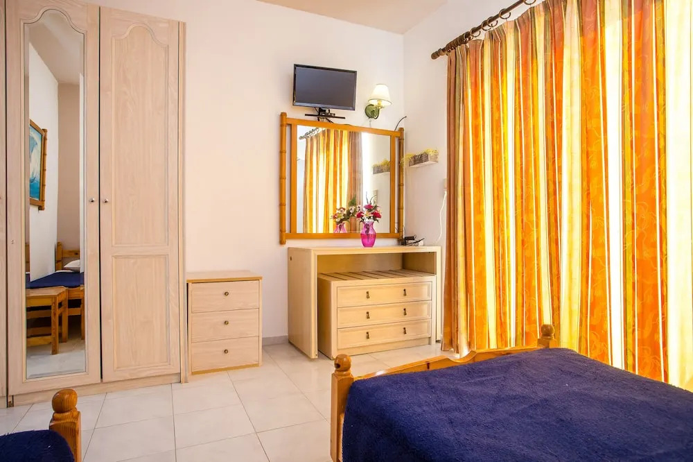 Elarin studios & apartments