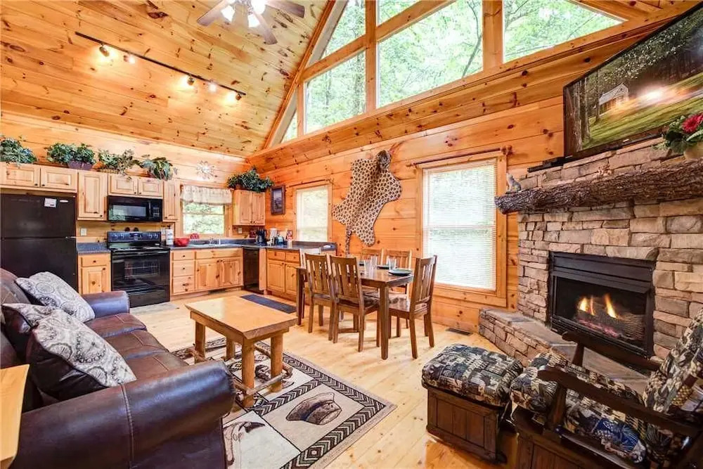 Cabin of Dreams - Three Bedroom Cabin