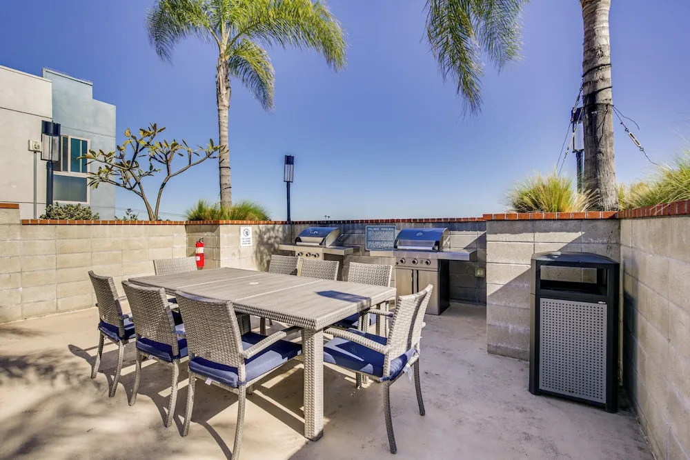 By Seaport Village & Navy Base! Chic Condo w/ Pool