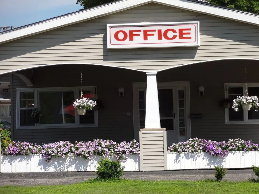 Gorham Motor Inn