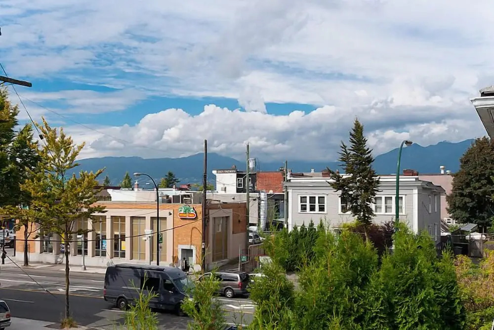 Commercial Drive Accommodations
