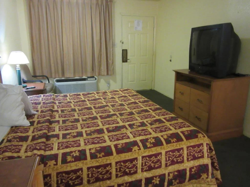 Deluxe Inn Irving