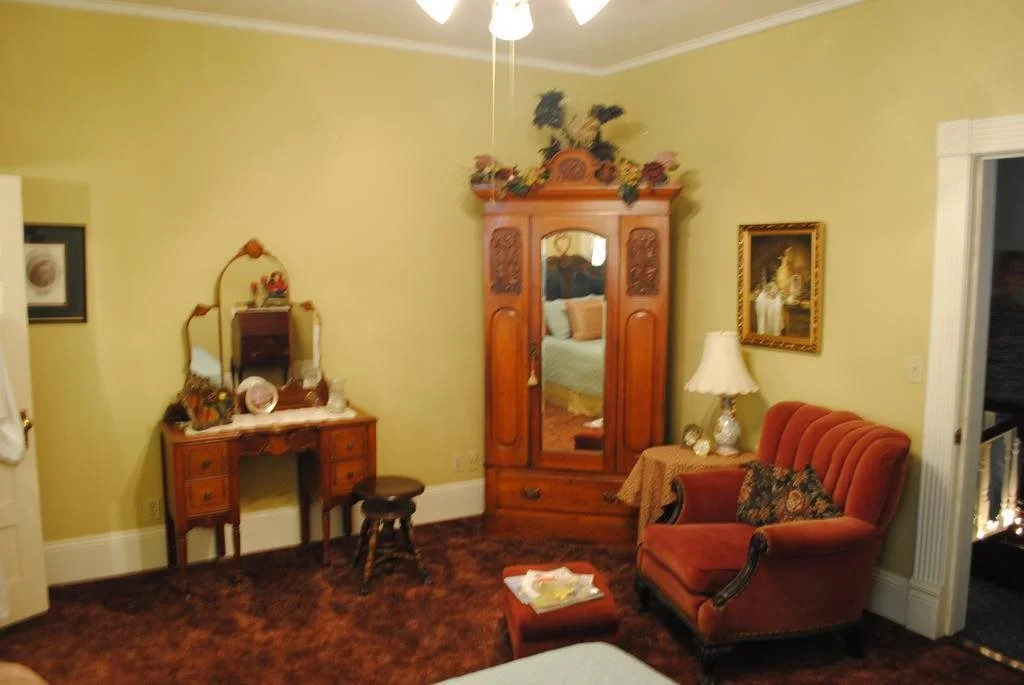 Swann Hotel Bed & Breakfast