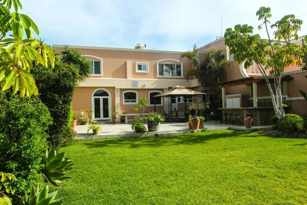 La Casa Rosa