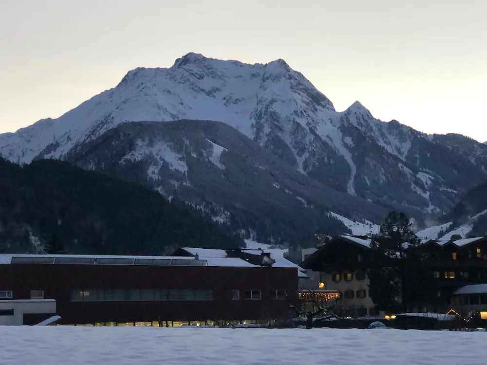 Apartment in Mayrhofen With Balcony