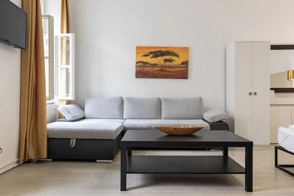 Beautiful 1BR Near Rennweg Belvedere