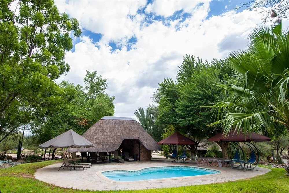 Hinye Liwan Hotel