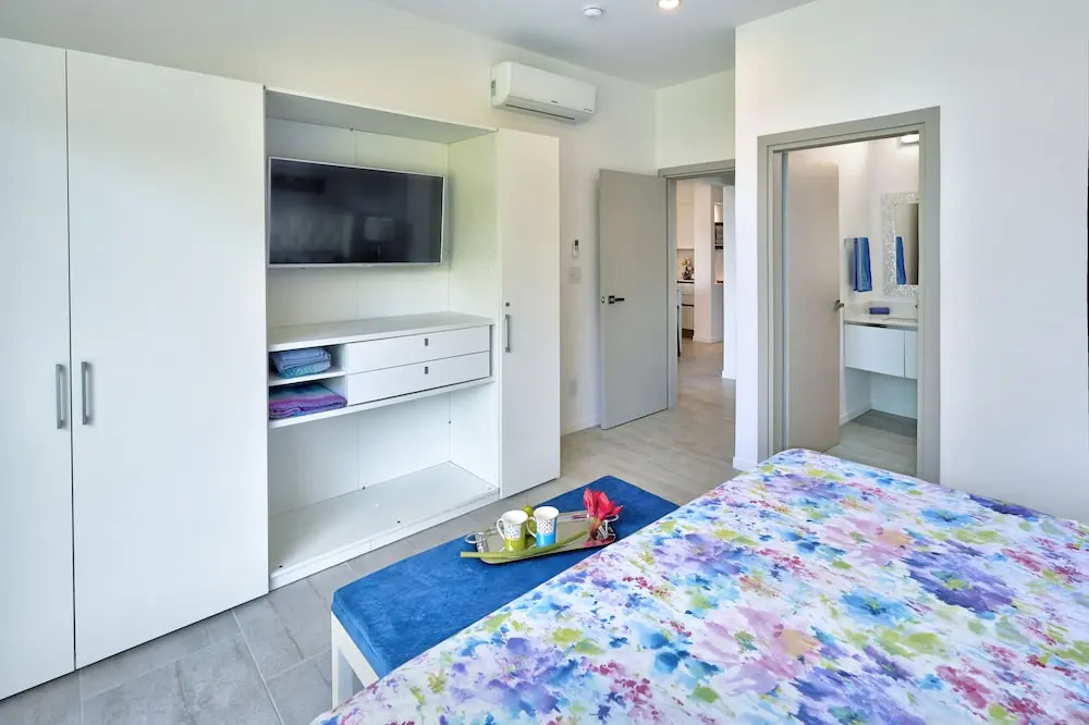 Sunset Blvd 10A - 2 Br Condo