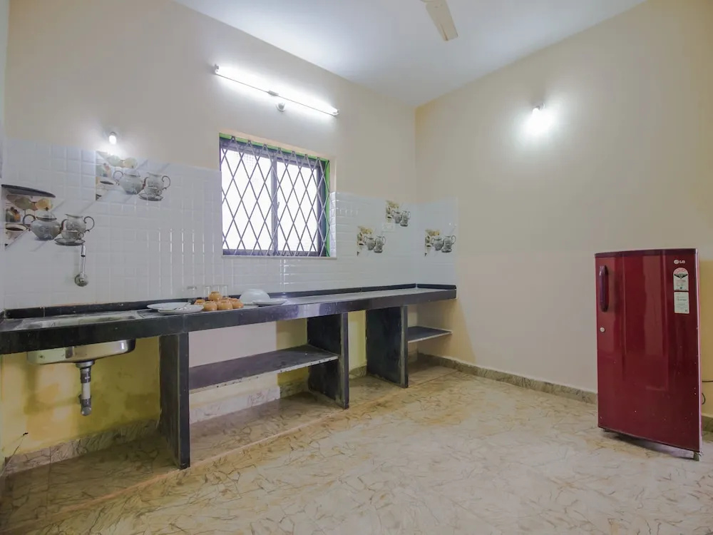Oyo 14021 Home 1bhk with Garden Morjim Beach