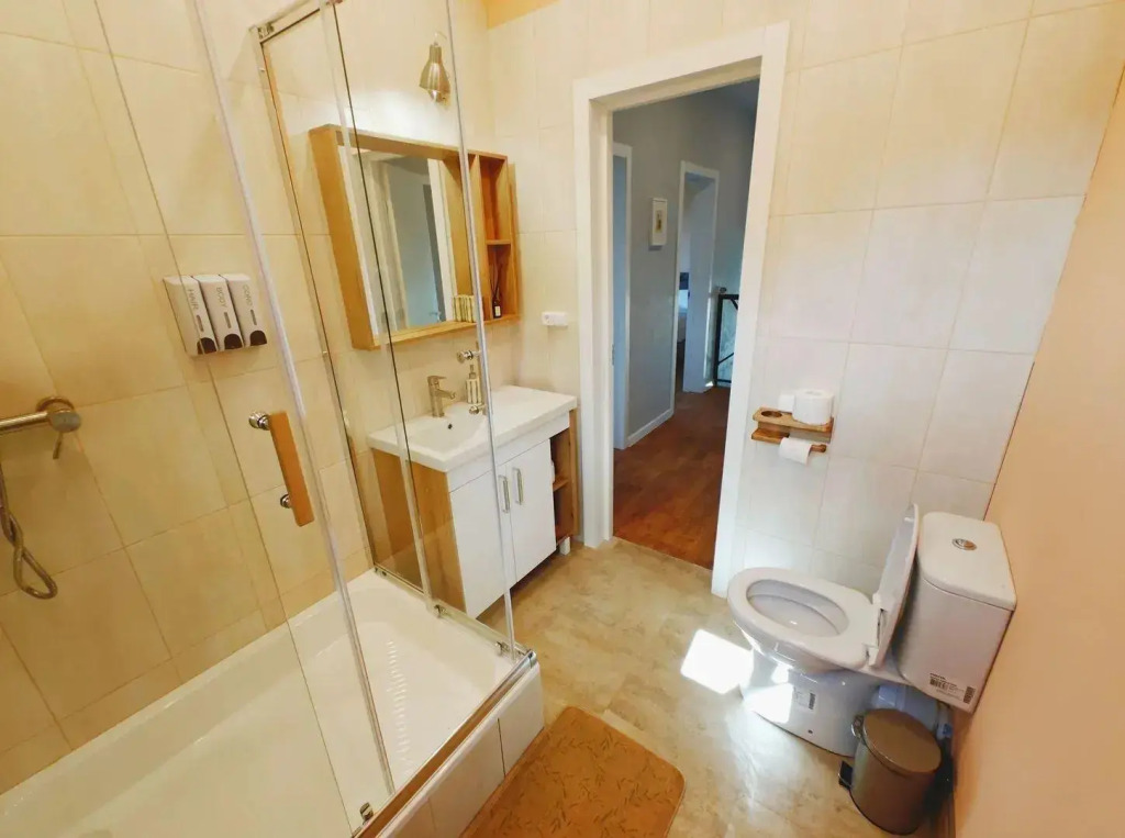 House Sup Ruza (Хаус Сар Руза)
