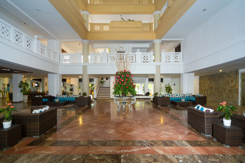 Coral Costa Caribe Beach Resort - All Inclusive