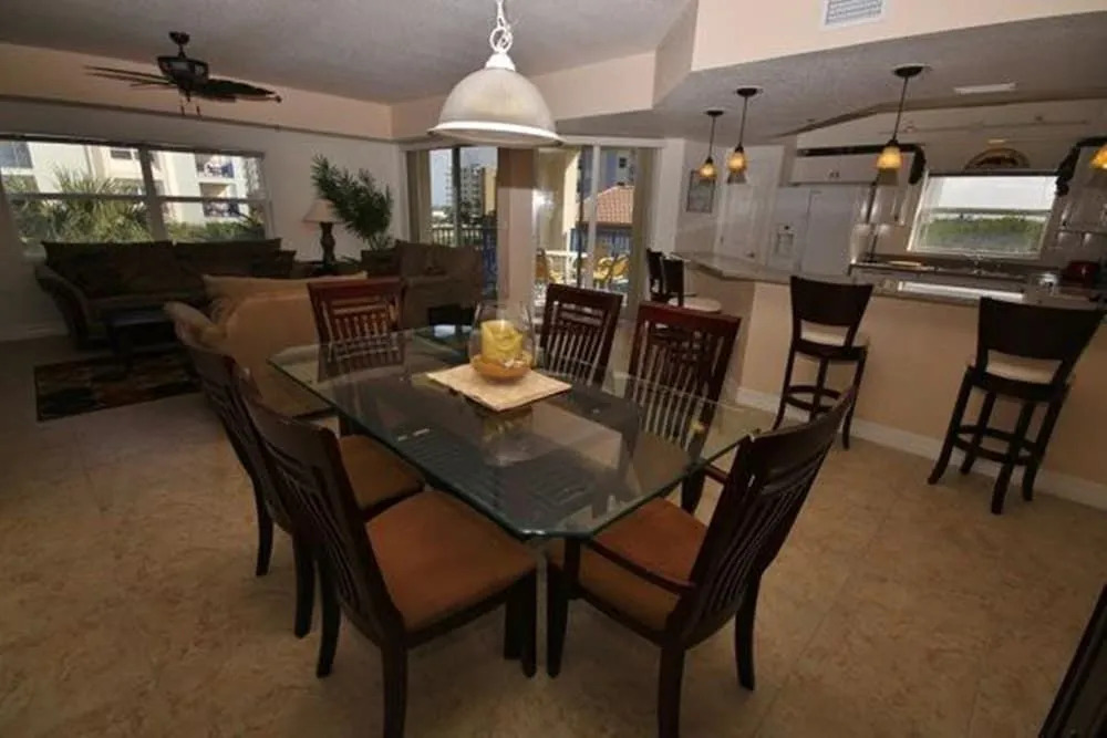 Oceanwalk 14-301 Apartment 3