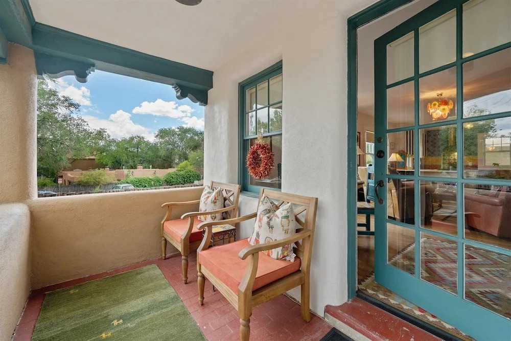 Laughing Llama - Luxury Home Two Blocks From The Plaza