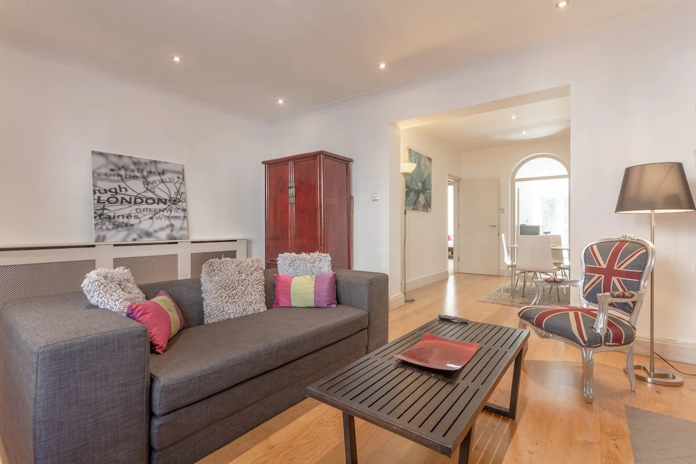 Spacious 1 Bedroom Flat in Fulham