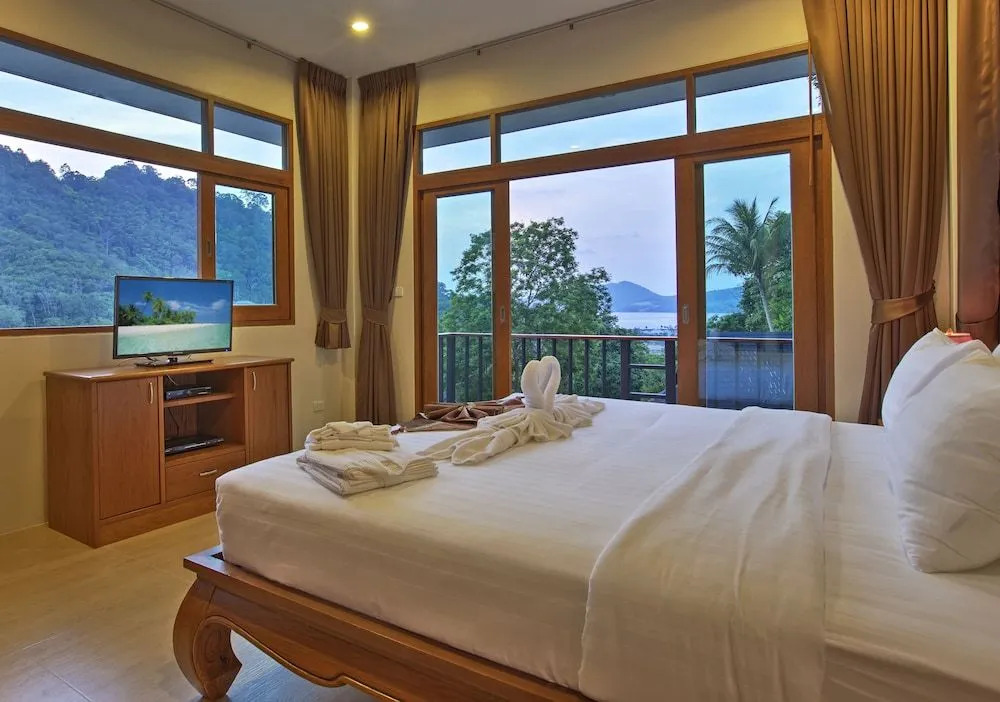 Patong Hill Estate 8