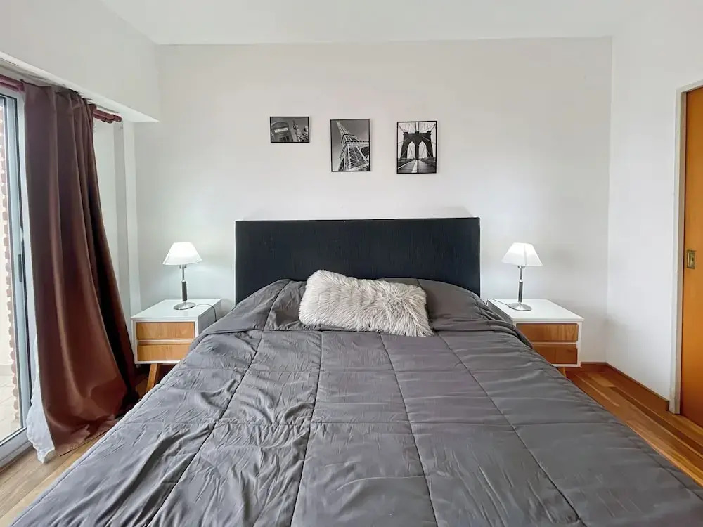 Cozy Studio on a High Floor with Panoramic Views in Villa Urquiza