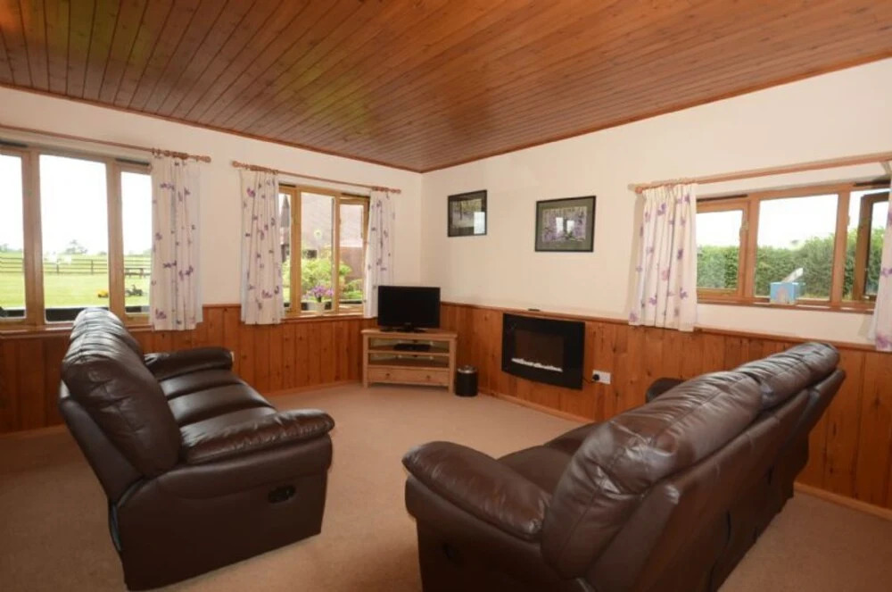 Hardy Lodge