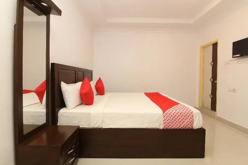 Saba Service Apartments by OYO Rooms