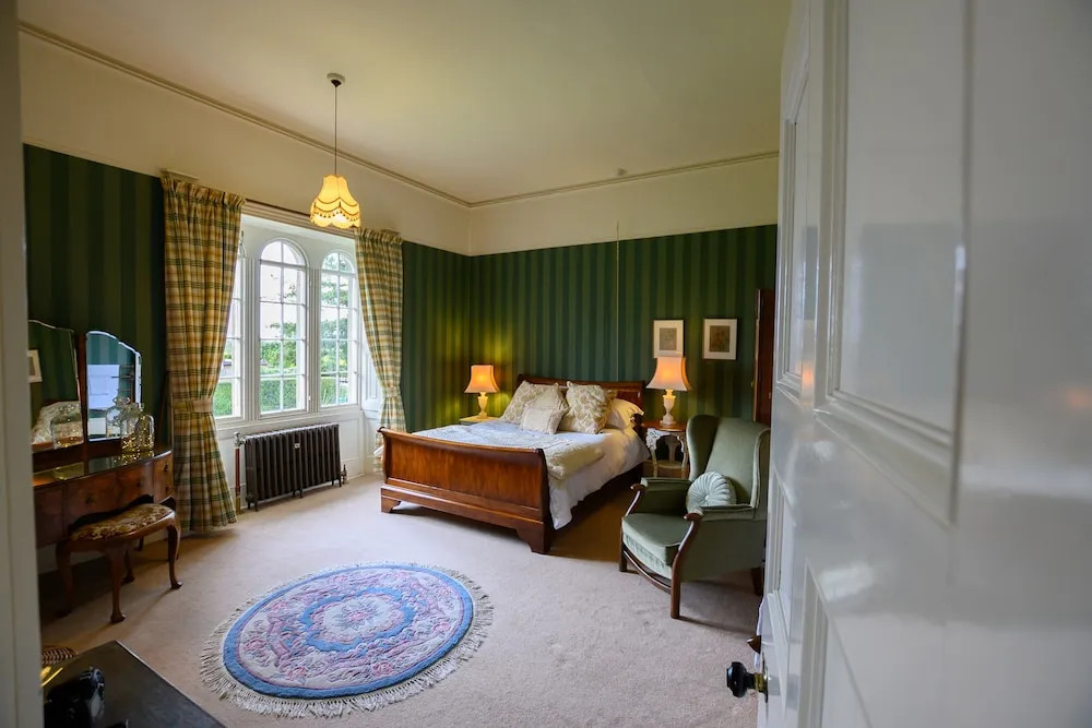 Charming 2-bed House Near Westlinton, Carlisle