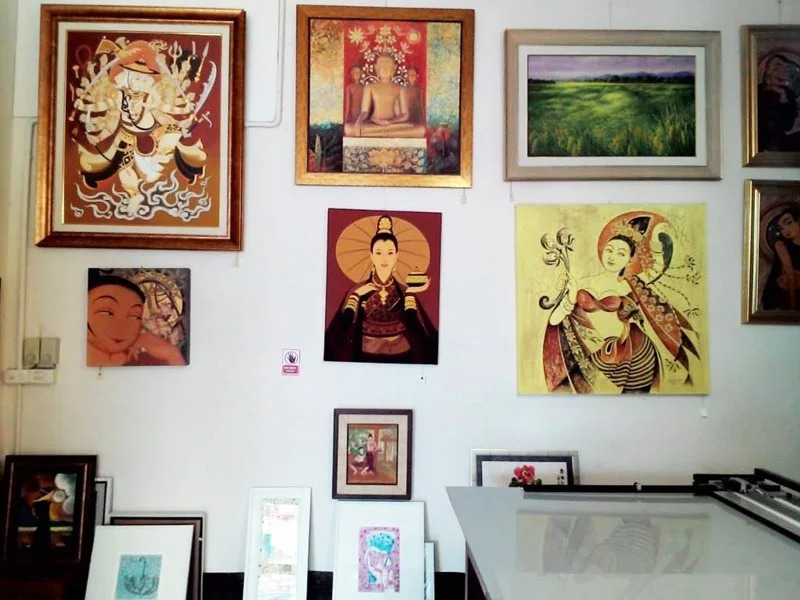 Jangmuang Gallery House