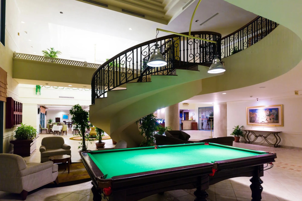 Diamond Westlake Suites
