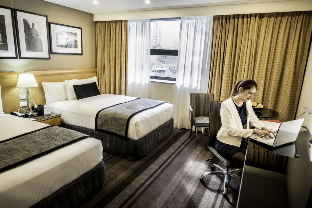 Rydges World Square