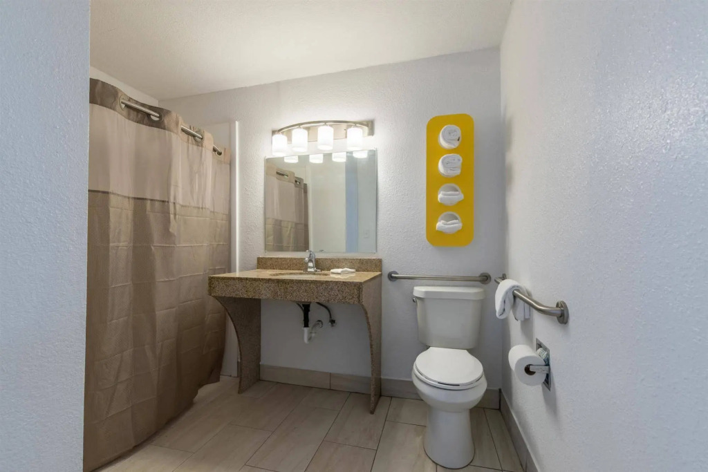Americas Best Value Inn Hamilton