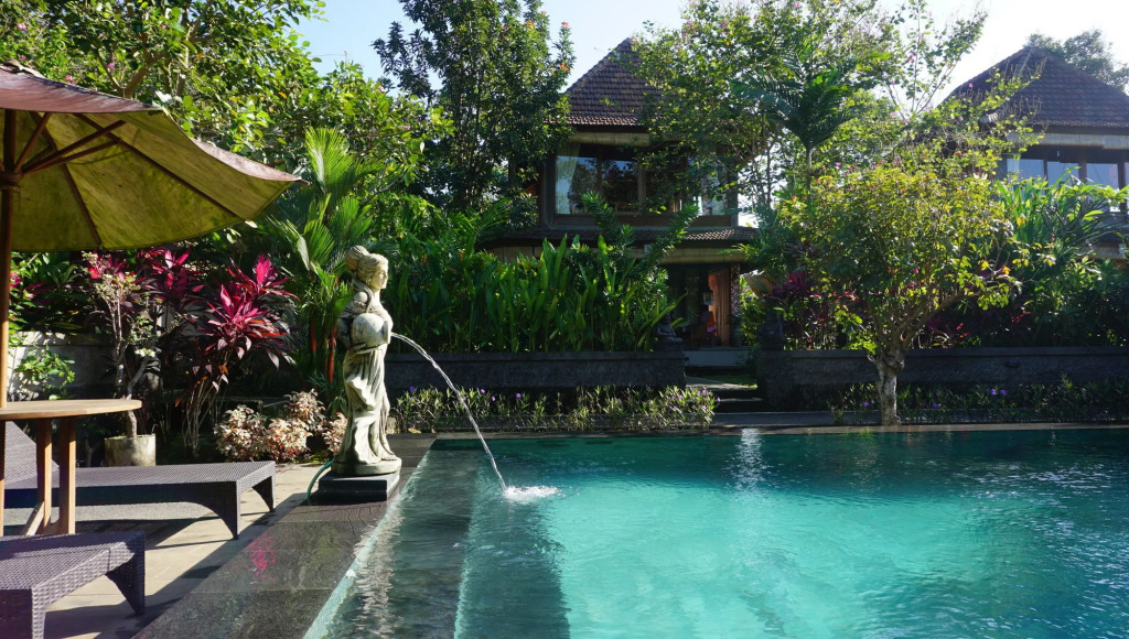 Sari Bamboo Villas