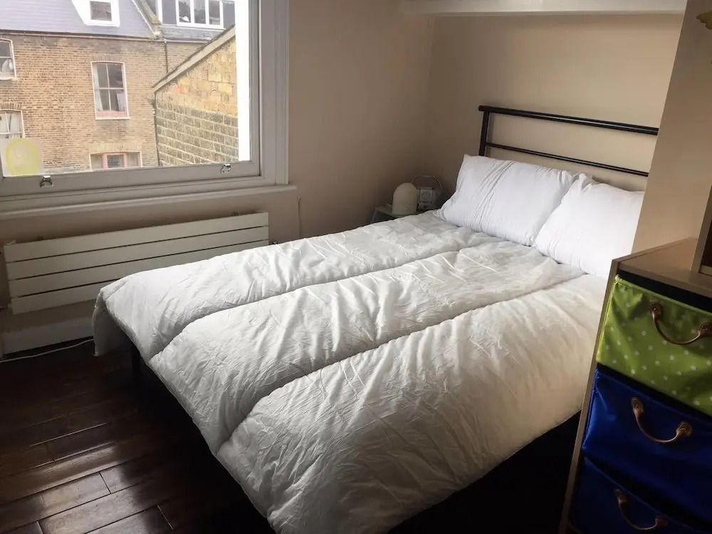 Designer and Cosy 3 bed Family Flat in Lovely Area