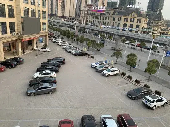 Xiyue Hotel (Guang'an South Railway Station)