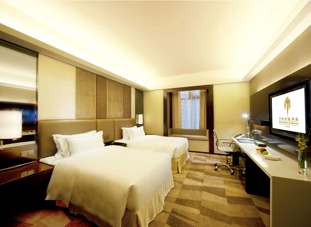 Royal Suites & Tower