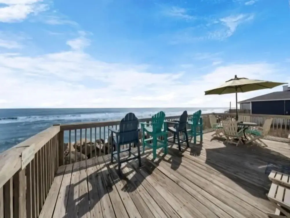 Margaritaville 2 Bedroom Home by RedAwning