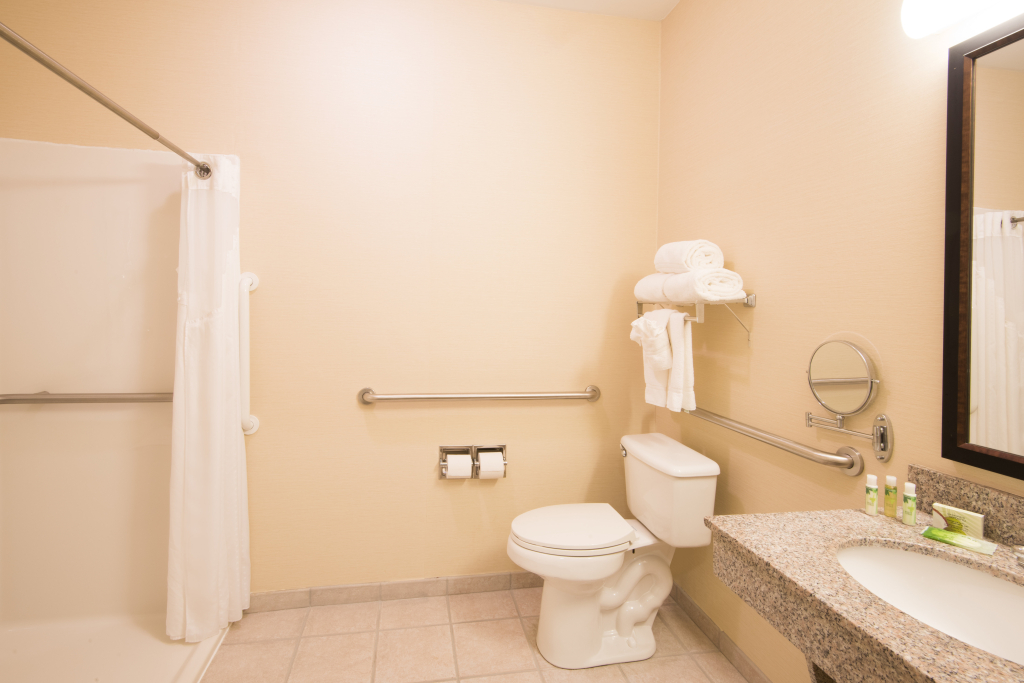 Holiday Inn Express & Suites - Sharon-Hermitage by IHG
