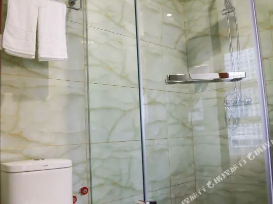 Luyuanchun Boutique Hotel (Jiaozuo University of Technology Shuangyong Theme Park)