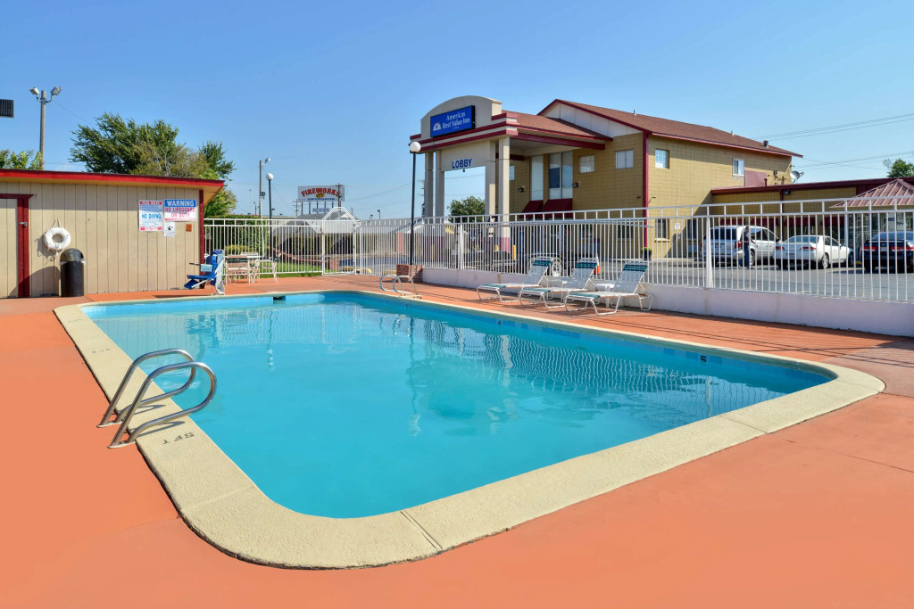 Americas Best Value Inn Tulsa I-44