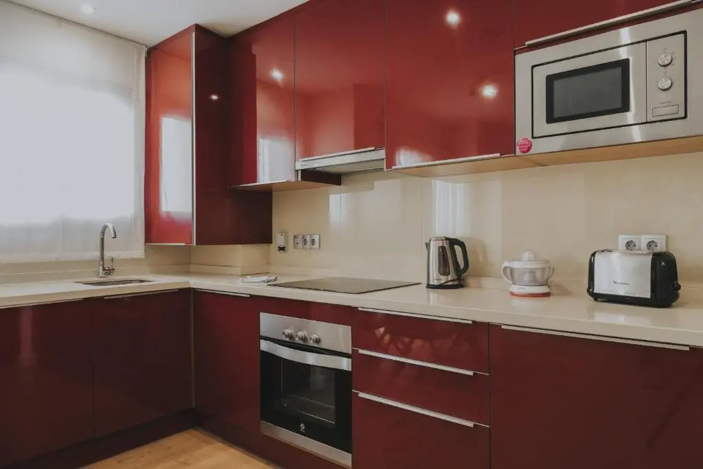 Caleta Homes - Apartamentos Pompidou